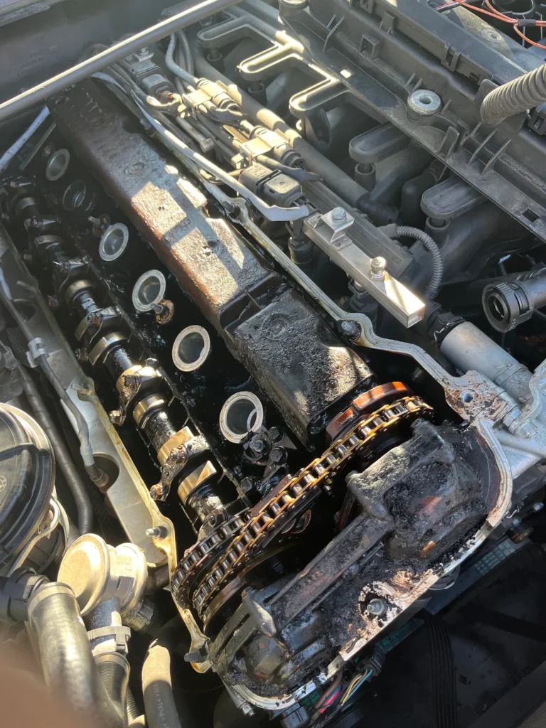 e46 Valve Cover Image